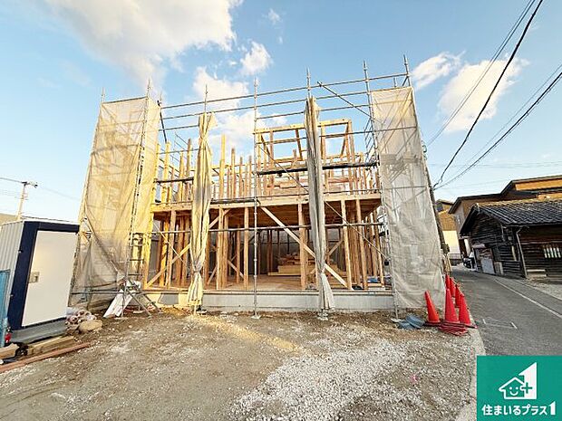 現在の進捗状況です!順調に作業進行中、完成が待ち遠しいです!詳細の間取り等、お気軽にお問い合わせください!