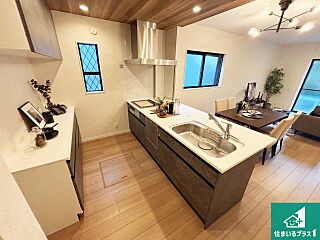 枚方市東香里新町　新築一戸建て その他