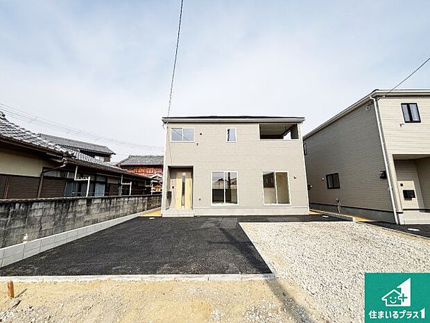 安心の10年保証!外観を美しく保ち、雨水で汚れを落とします!気になることがありましたら、お気軽にお問い合わせください!