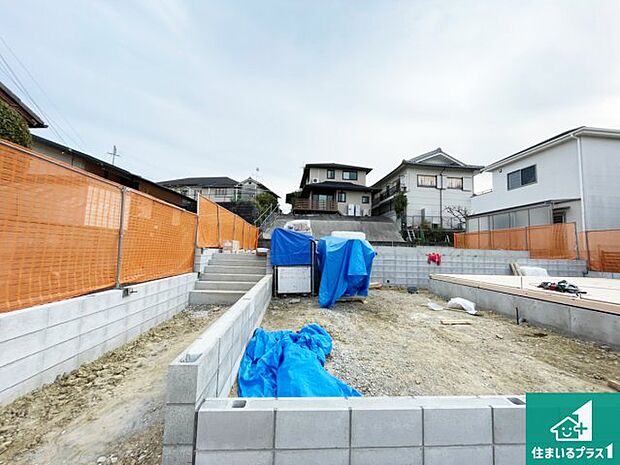 現在はこんな感じです。完成までが待ち遠しいですね。