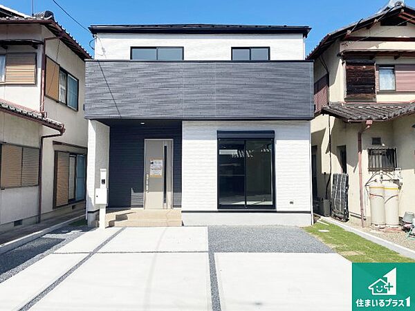 安心の10年保証！外観を美しく保ち、雨水で汚れを落とします！気になることがありましたら、お気軽にお問い合わせください！