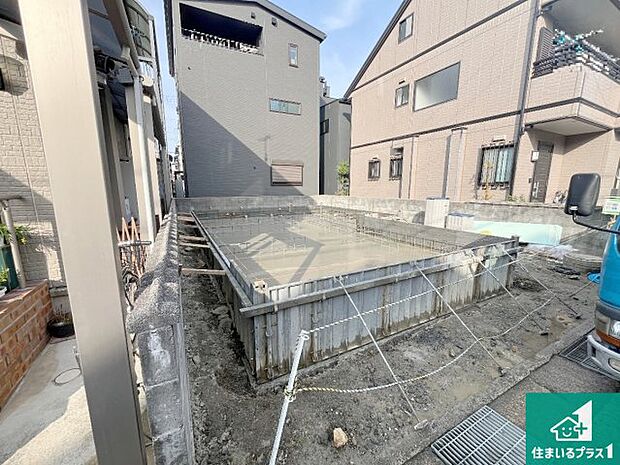 現在建築中!落ち着いた街並みで新生活を始めることが出来そう!周辺の物件も併せてご紹介させて頂きます!