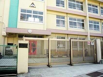 神戸市立多聞台小学校 徒歩450m