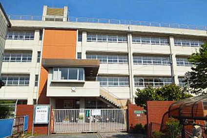 柏原市立玉手中学校 徒歩1600m