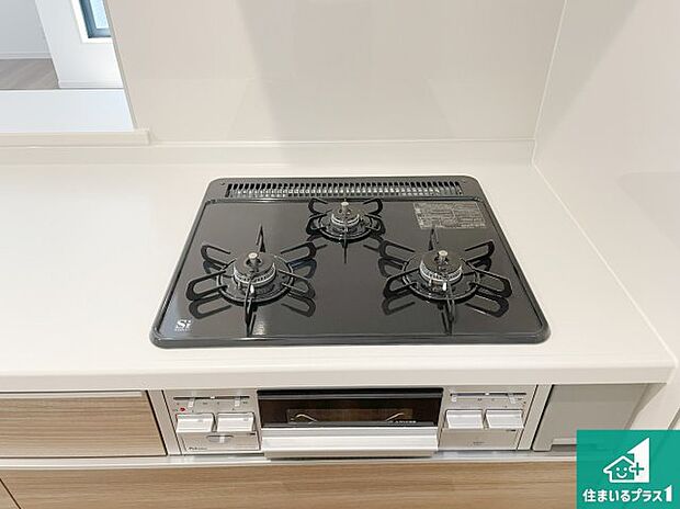 【コンロ】ダブル高火力Siセンサー付きコンロ!3口あるので、まとめて料理をする時も大活躍!