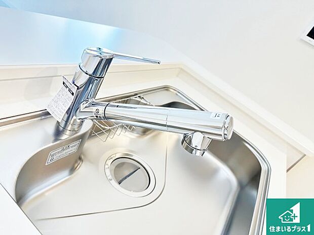 【キッチン水栓】浄水器を内蔵！炊飯時、お茶を作る時に安心してお水を使えます！お湯と冷水、浄水と原水、シャワーの切替えもワンタッチです！