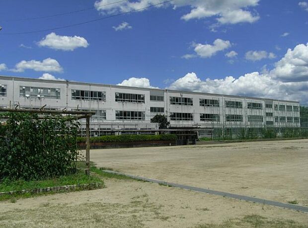 天理市立北中学校