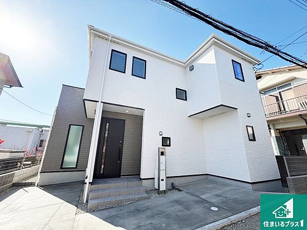 【外観】安心の10年保証!外観を美しく保ち、雨水で汚れを落とします!気になることがありましたら、お気軽にお問い合わせください!