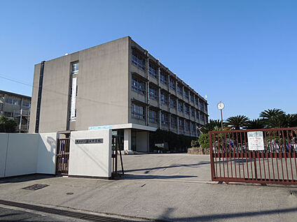 枚方市立山田中学校 徒歩1400m