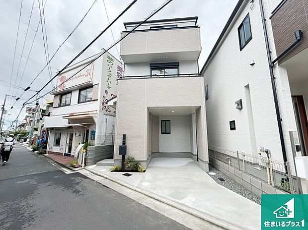 【外観】安心の10年保証!外観を美しく保ち、雨水で汚れを落とします!気になることがありましたら、お気軽にお問い合わせください!