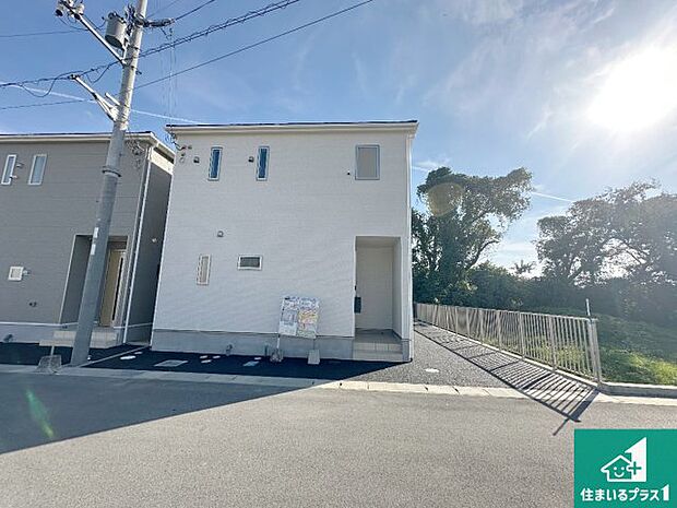 【外観】安心の10年保証！外観を美しく保ち、雨水で汚れを落とします！気になることがありましたら、お気軽にお問い合わせください！