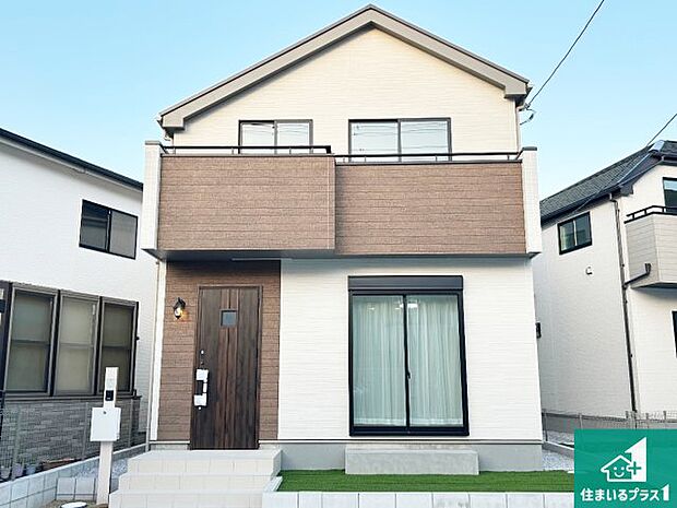 【外観】安心の10年保証!外観を美しく保ち、雨水で汚れを落とします!気になることがありましたら、お気軽にお問い合わせください!