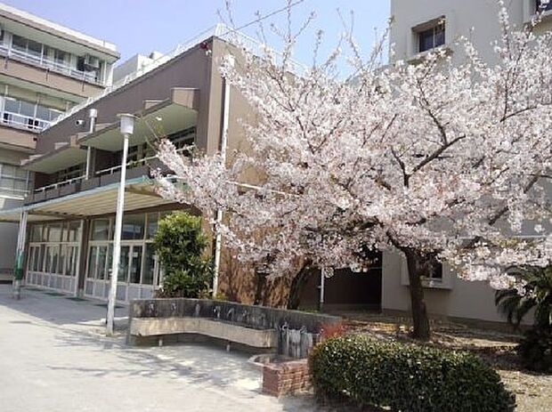 箕面市立西南小学校