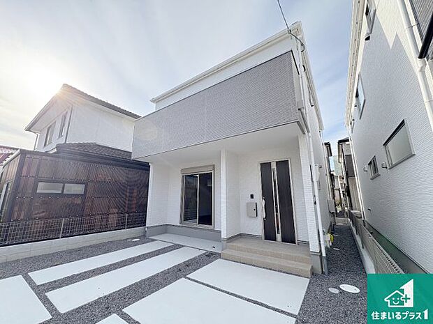 【外観】安心の10年保証!外観を美しく保ち、雨水で汚れを落とします!気になることがありましたら、お気軽にお問い合わせください!