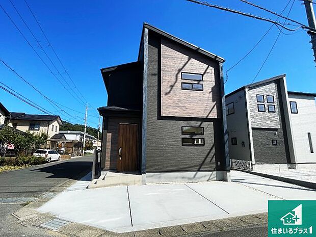 【外観】安心の10年保証！外観を美しく保ち、雨水で汚れを落とします！気になることがありましたら、お気軽にお問い合わせください！