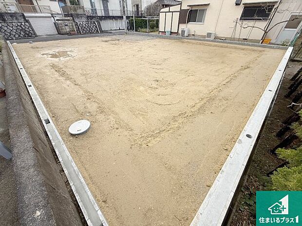 【外観】現在建築中!落ち着いた街並みで新生活を始めることが出来そう!周辺の物件も併せてご紹介させて頂きます!
