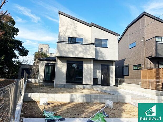 【外観】安心の10年保証!外観を美しく保ち、雨水で汚れを落とします!気になることがありましたら、お気軽にお問い合わせください!