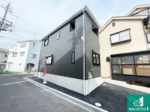 【外観】安心の10年保証！外観を美しく保ち、雨水で汚れを落とします！気になることがありましたら、お気軽にお問い合わせください！