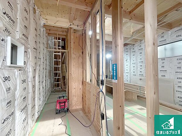 【外観】現在建築中!落ち着いた街並みで新生活を始めることが出来そう!周辺の物件も併せてご紹介させて頂きます!