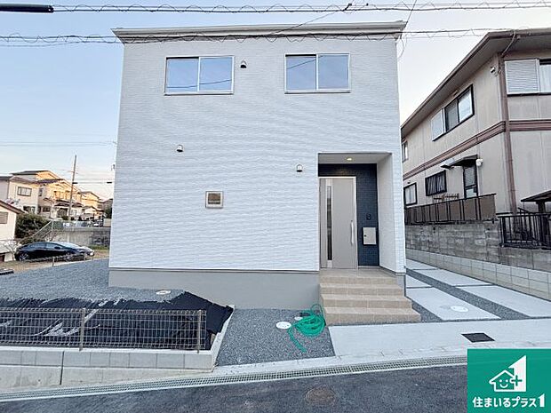 【外観】安心の10年保証!外観を美しく保ち、雨水で汚れを落とします!気になることがありましたら、お気軽にお問い合わせください!