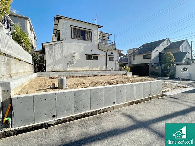 【外観】現在建築中!落ち着いた街並みで新生活を始めることが出来そう!周辺の物件も併せてご紹介させて頂きます!