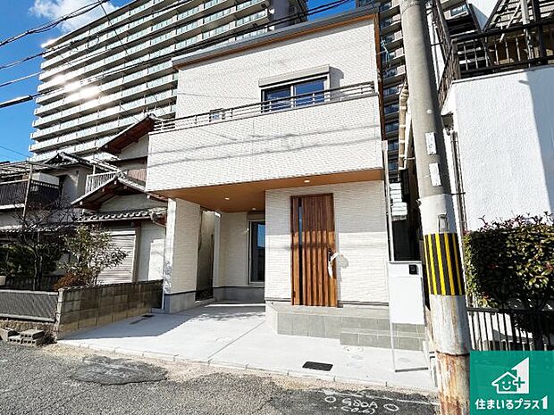 【外観】安心の10年保証！外観を美しく保ち、雨水で汚れを落とします！気になることがありましたら、お気軽にお問い合わせください！