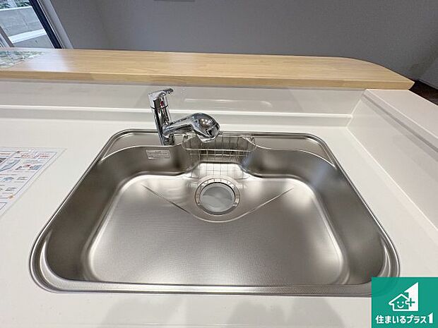 【風呂】洗い物も楽にできる、広々シンク!
