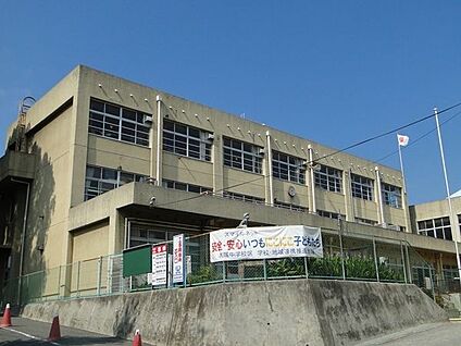 城陽市立寺田小学校 徒歩880m