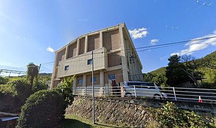 豊能町立吉川小学校 徒歩1700m