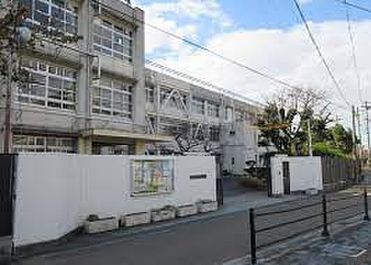 東大阪市立金岡中学校