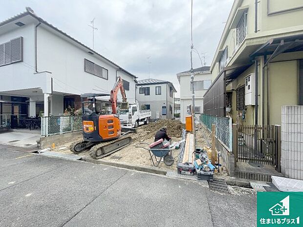 【外観】現在建築中！落ち着いた街並みで新生活を始めることが出来そう！周辺の物件も併せてご紹介させて頂きます！