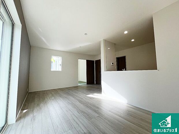 【トイレ】シンプルなトイレは落ち着く空間!お手入れも簡単です!