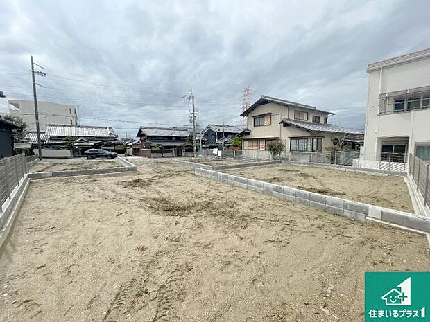 【外観】現在建築中!落ち着いた街並みで新生活を始めることが出来そう!周辺の物件も併せてご紹介させて頂きます!
