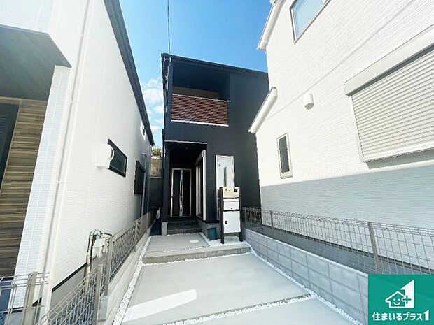 【外観】安心の10年保証!外観を美しく保ち、雨水で汚れを落とします!気になることがありましたら、お気軽にお問い合わせください!