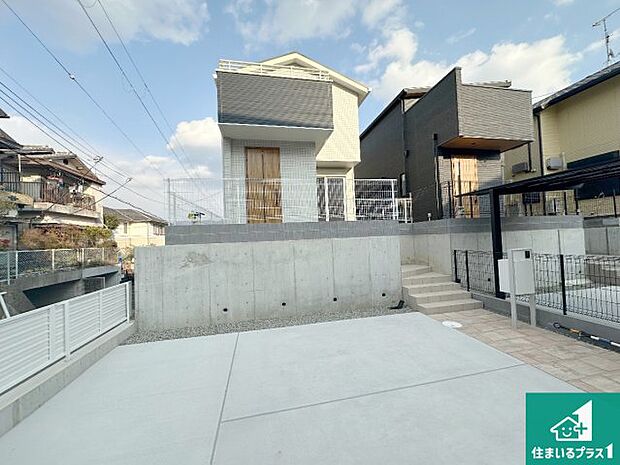 【外観】お客様に長く安心して住んでいだだける事にこだわった家づくり！住んでからのアフターサービスにもしっかりと取り組んでいます！