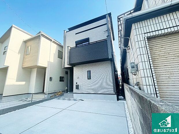 【外観】安心の10年保証！外観を美しく保ち、雨水で汚れを落とします！気になることがありましたら、お気軽にお問い合わせください！