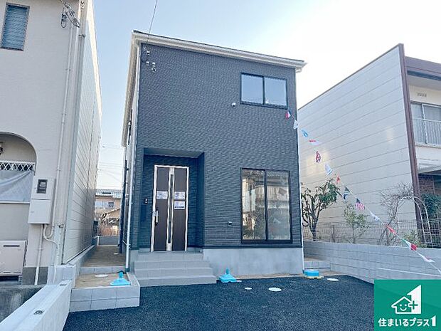 【外観】お客様に長く安心して住んでいだだける事にこだわった家づくり！住んでからのアフターサービスにもしっかりと取り組んでいます！