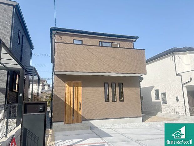 【外観】安心の10年保証！外観を美しく保ち、雨水で汚れを落とします！気になることがありましたら、お気軽にお問い合わせください！