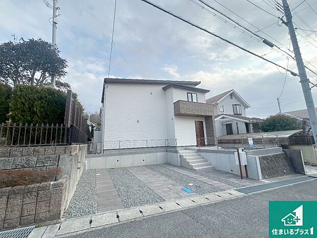 【外観】安心の10年保証!外観を美しく保ち、雨水で汚れを落とします!気になることがありましたら、お気軽にお問い合わせください!