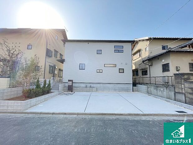 【外観】安心の10年保証!外観を美しく保ち、雨水で汚れを落とします!気になることがありましたら、お気軽にお問い合わせください!