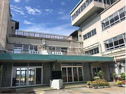 天理市立南中学校 徒歩2200m