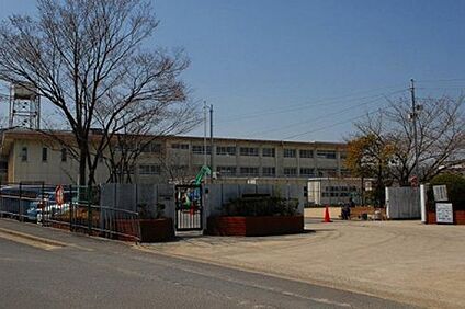 奈良市立三碓小学校 徒歩1000m