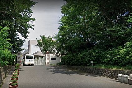 奈良市立富雄第三小学校 徒歩1400m
