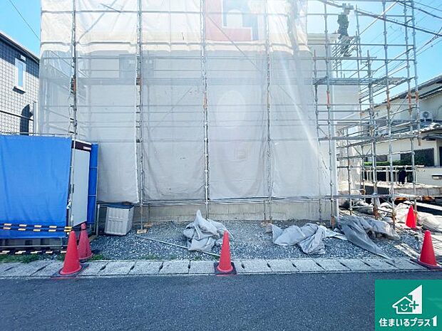 【外観】現在建築中!落ち着いた街並みで新生活を始めることが出来そう!周辺の物件も併せてご紹介させて頂きます!
