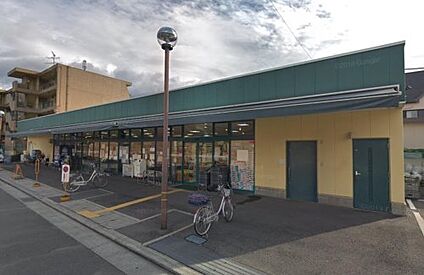 スーパーマルヒ山本店 徒歩768m
