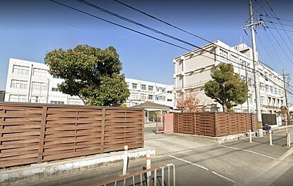 高槻市立松原小学校 徒歩432m