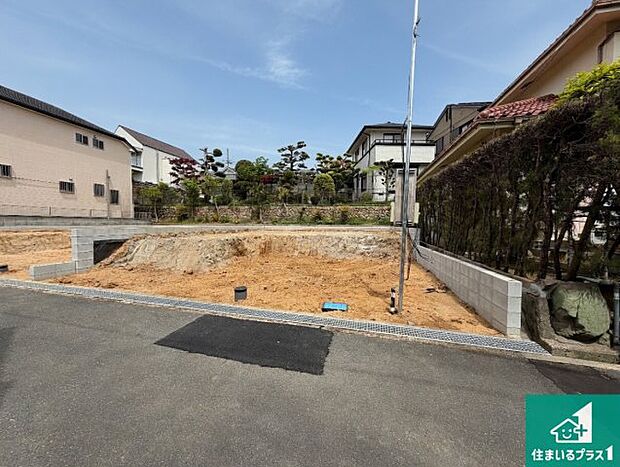 【外観】現在建築中!落ち着いた街並みで新生活を始めることが出来そう!周辺の物件も併せてご紹介させて頂きます!