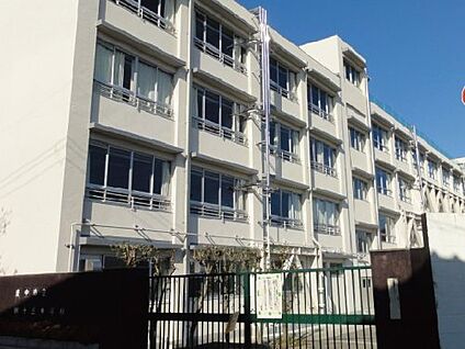 豊中市立第十三中学校 徒歩1084m