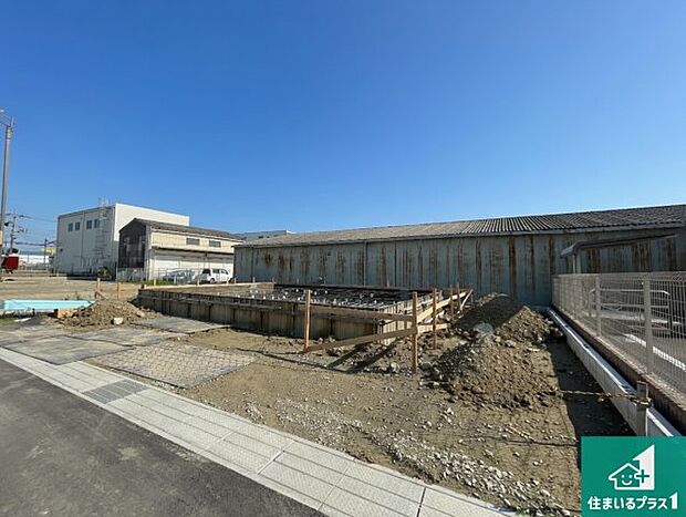 【外観】ご案内の際は現地集合はもちろん、ご自宅の送迎や最寄りの駅迄のお迎え等お気軽にご相談ください。