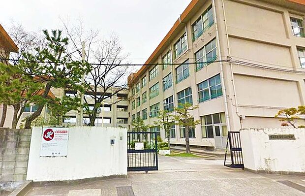 豊中市立第十二中学校